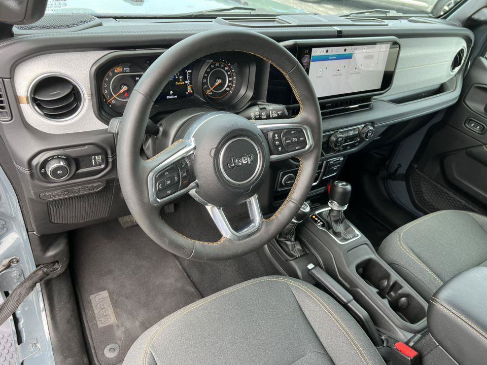 Used 2024 Jeep Wrangler Unlimited Sahara w/ Safety Group AWD/4WD image 17