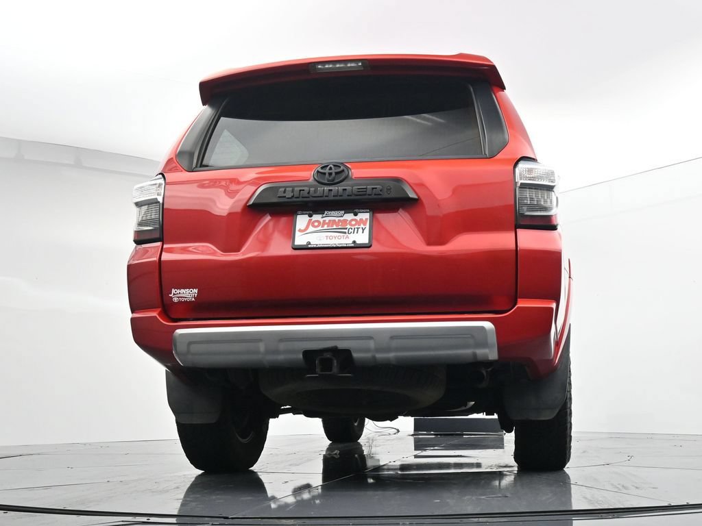 Used 2020 Toyota 4Runner TRD Off-Road Premium w/ Moonroof Package AWD/4WD image 32
