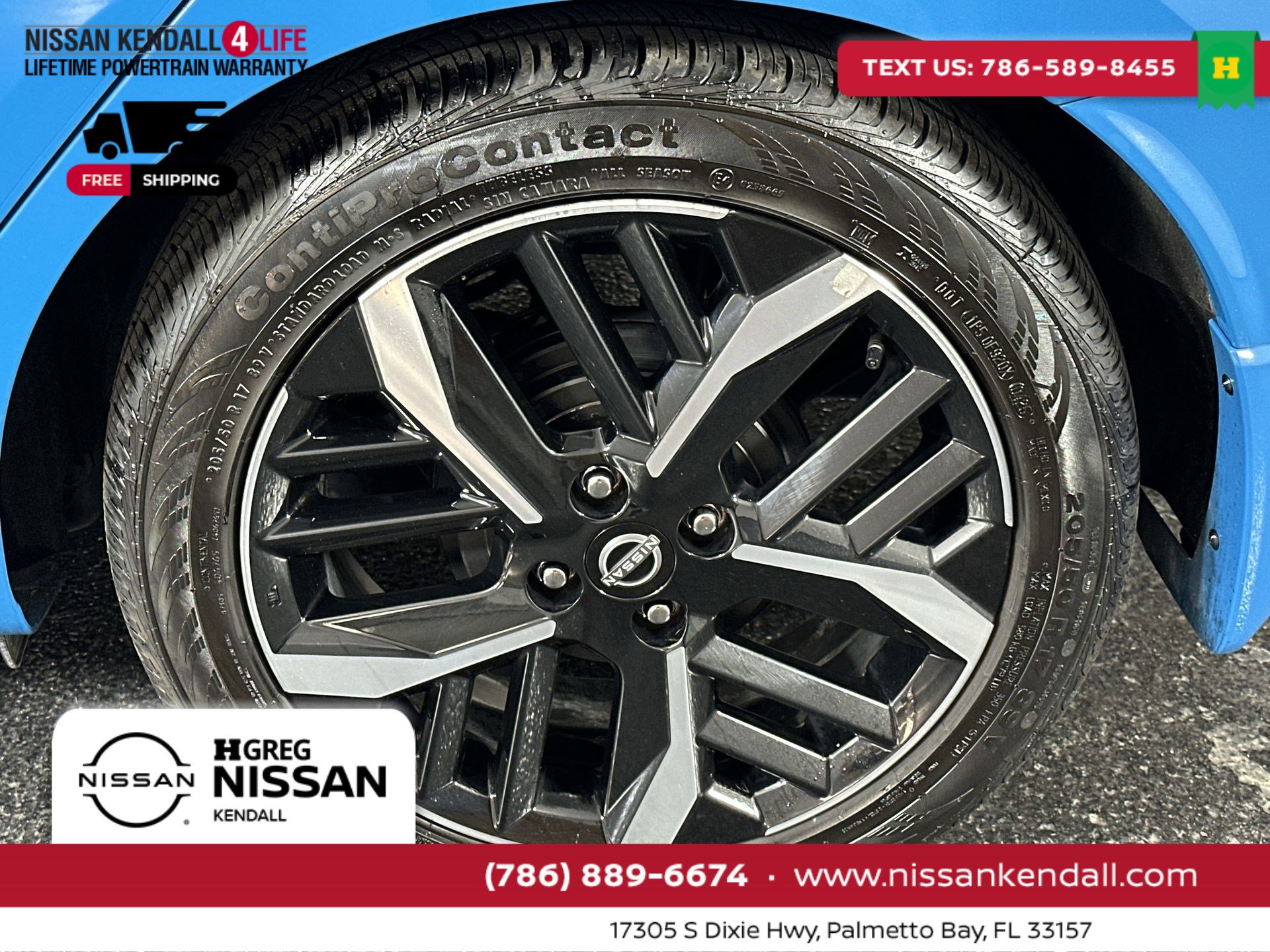 Certified 2025 Nissan Versa SR w/ Trunk Package image 14