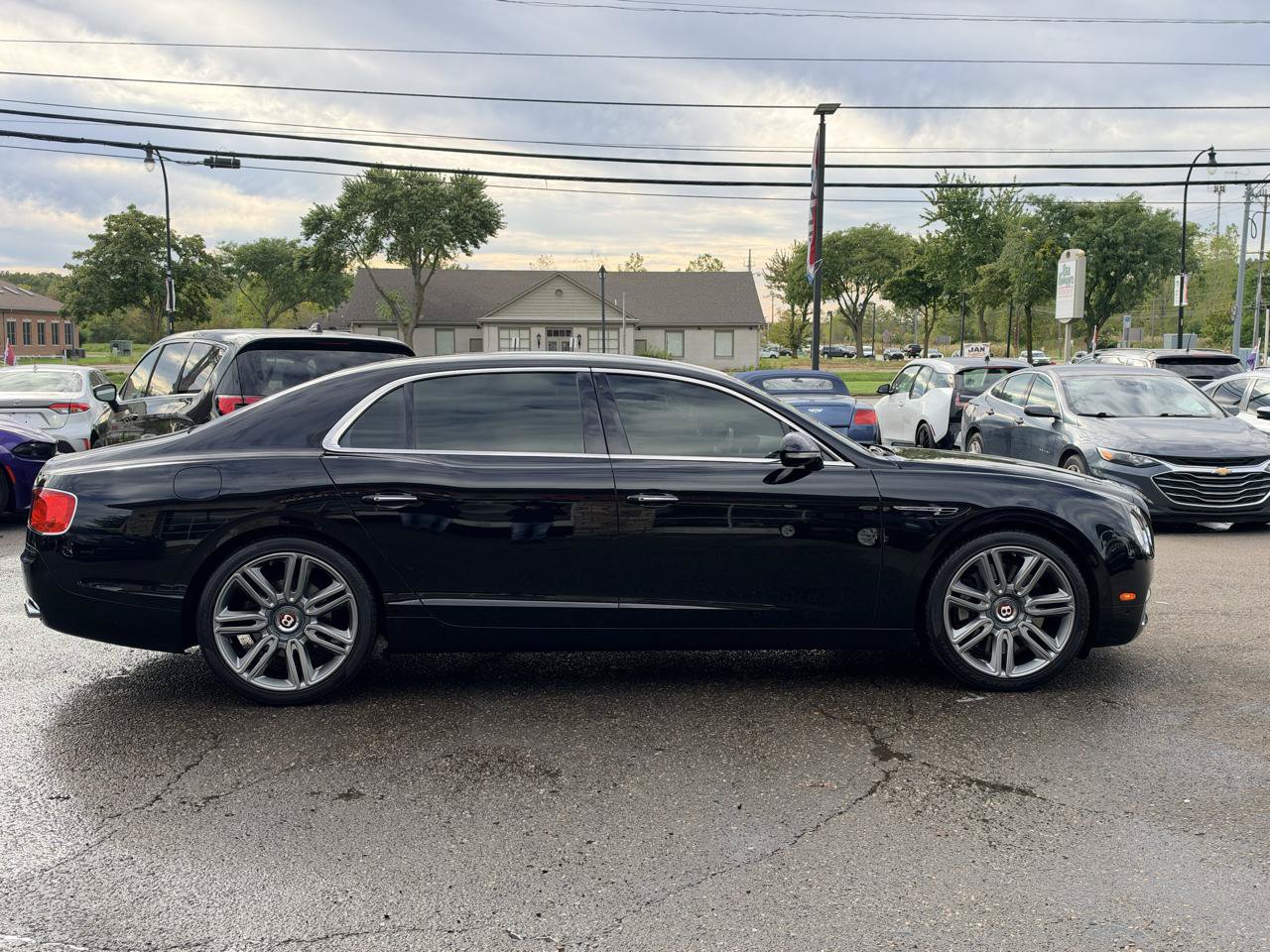 Used 2016 Bentley Flying Spur V8 AWD/4WD image 12