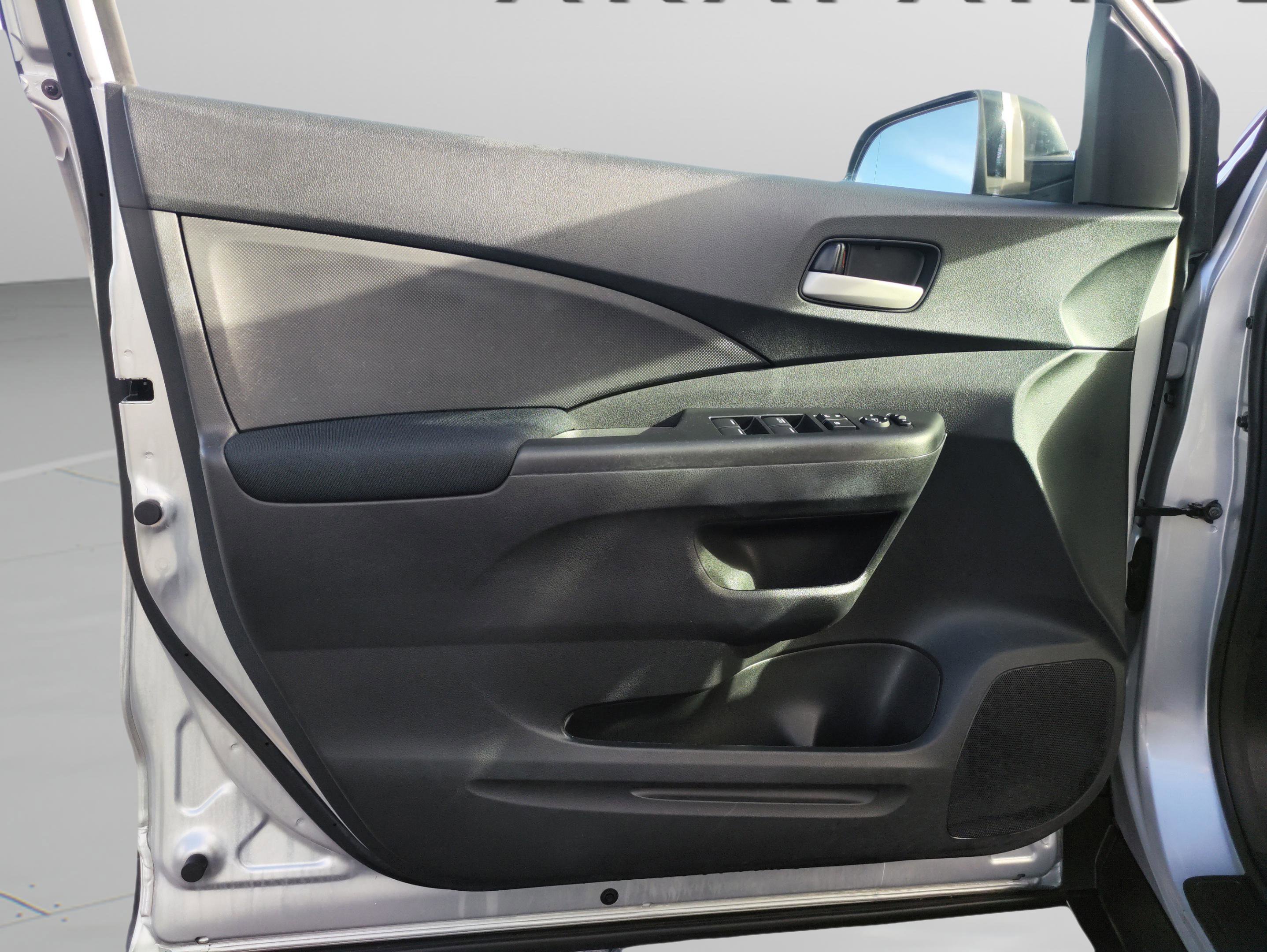 Used 2016 Honda CR-V LX image 24