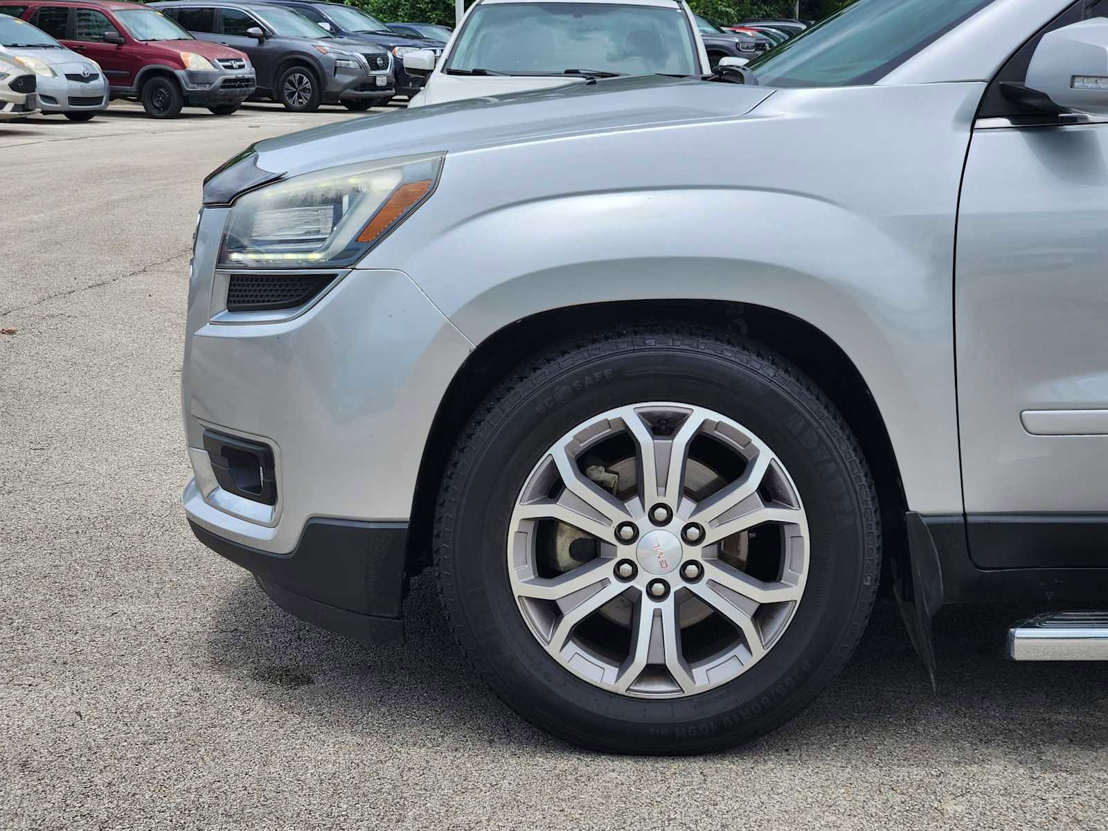 Used 2013 GMC Acadia SLT w/ Technology Package AWD/4WD image 8