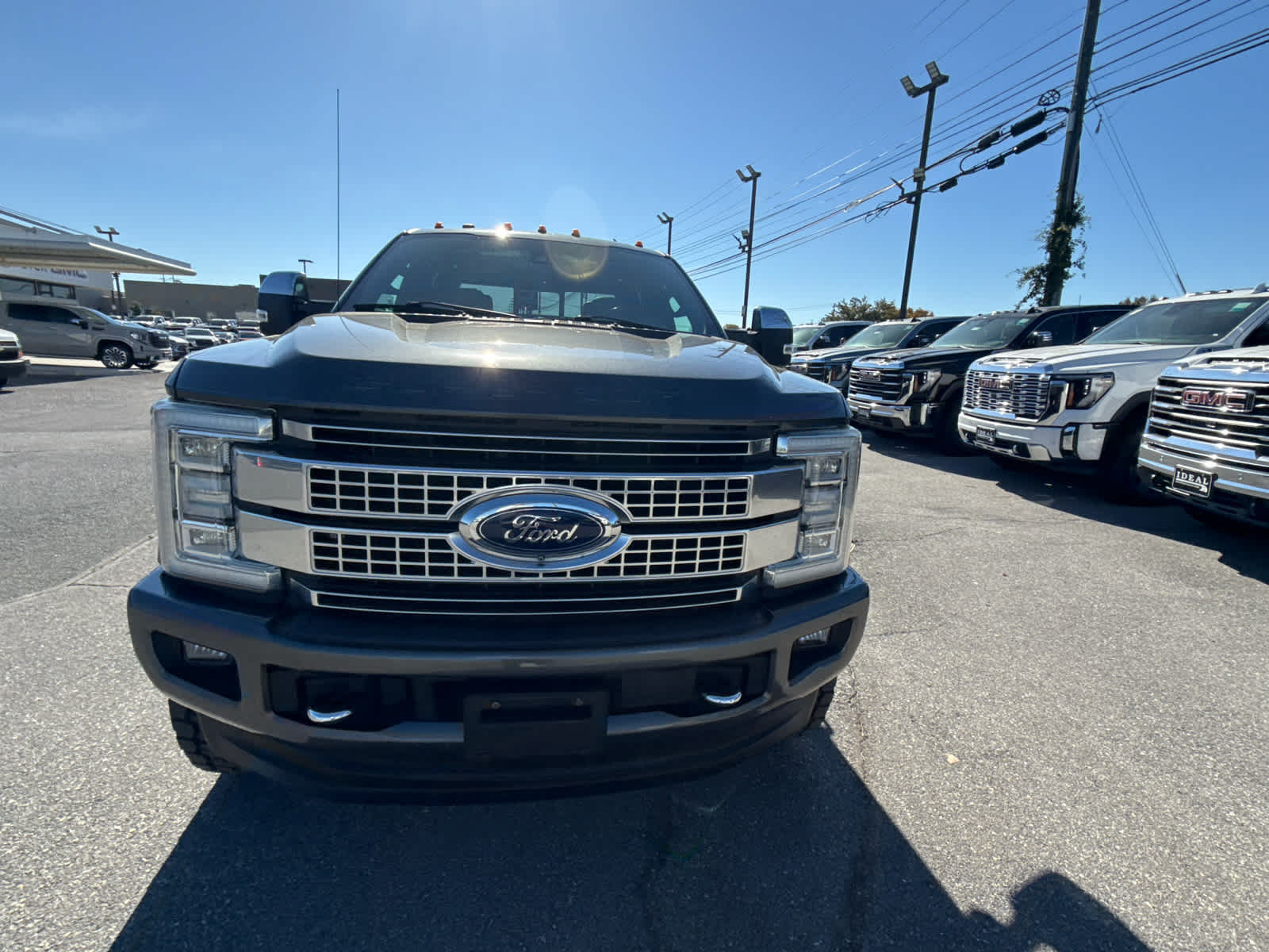 Used 2017 Ford F250 Platinum w/ Platinum Ultimate Package AWD/4WD image 37