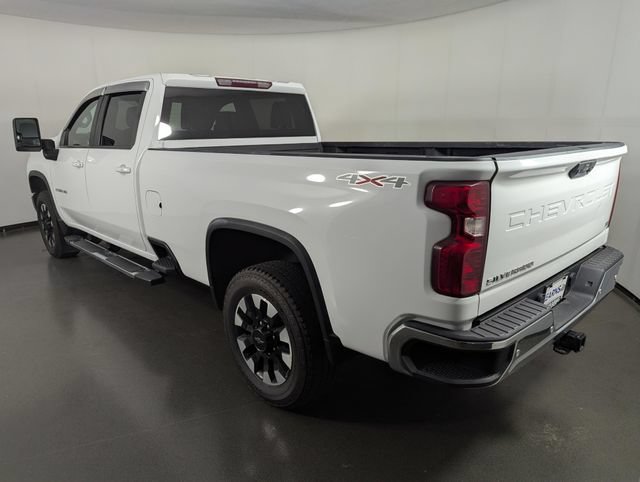 Used 2020 Chevrolet Silverado 2500 LT w/ True North Edition AWD/4WD image 6