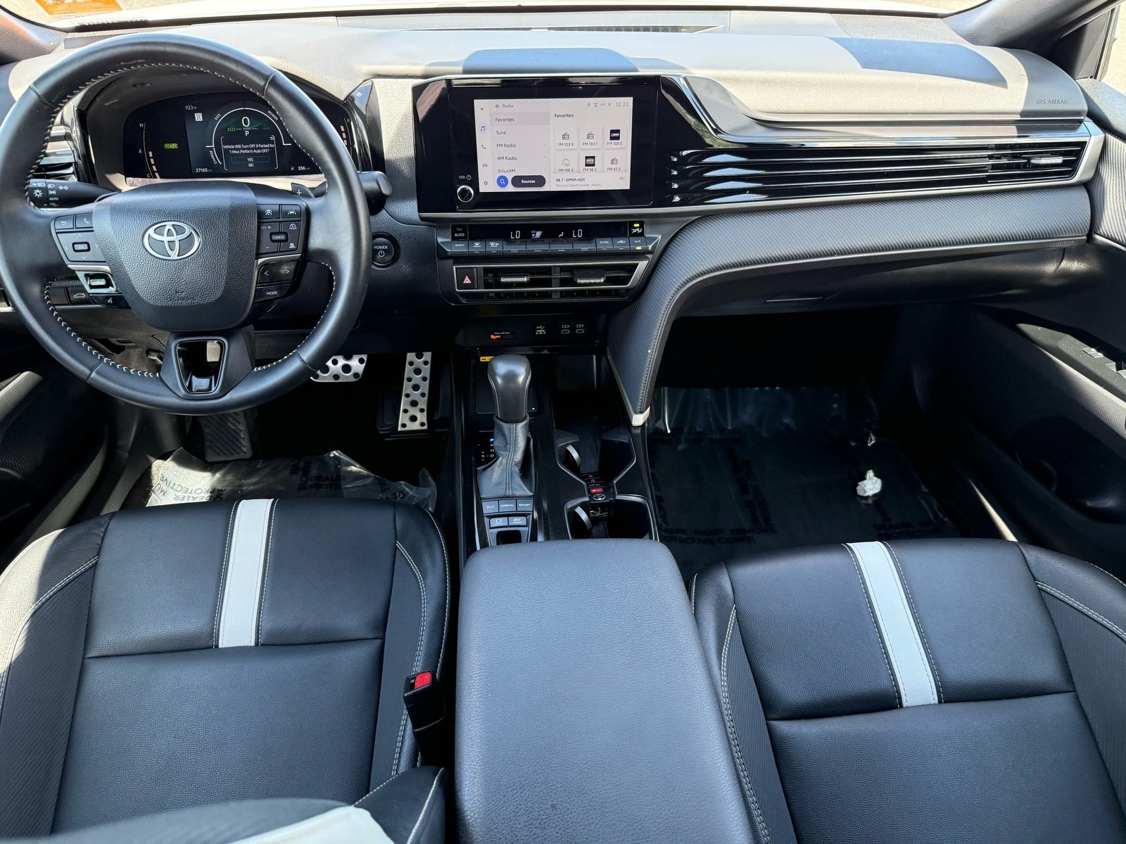 Used 2026 Toyota Camry SE w/ Convenience Package FWD image 28