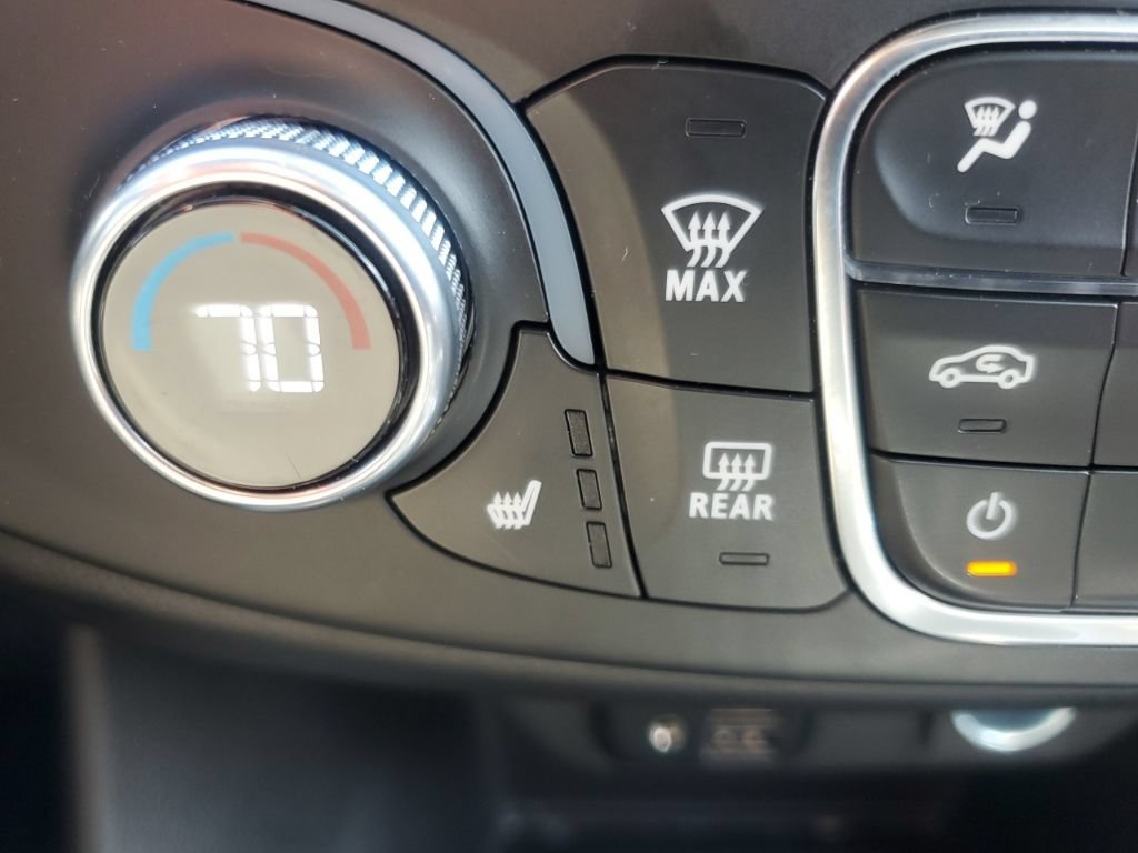 Used 2023 Chevrolet Traverse RS AWD/4WD image 30