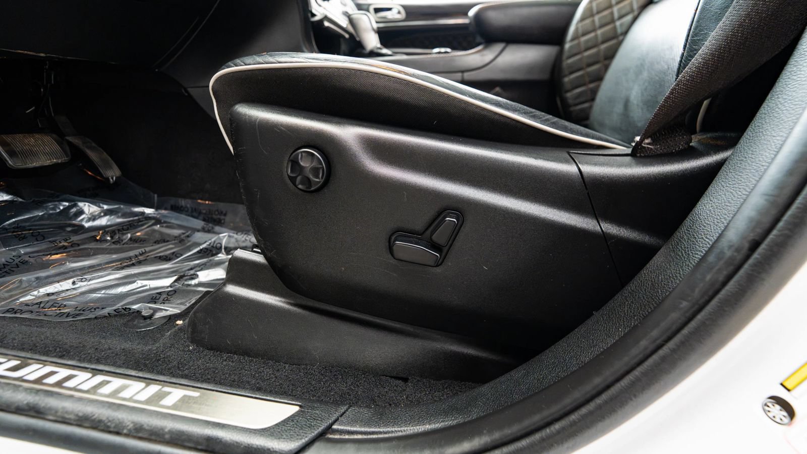 Used 2020 Jeep Grand Cherokee Summit AWD/4WD image 39