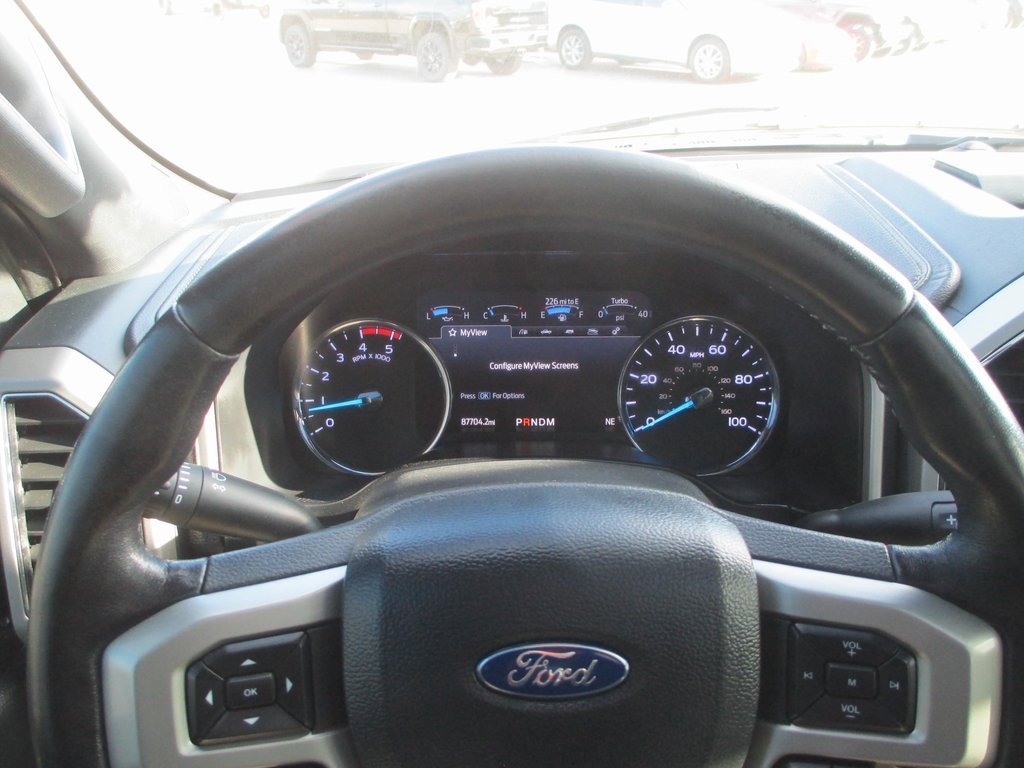 Used 2022 Ford F250 Lariat w/ Black Appearance Package image 26
