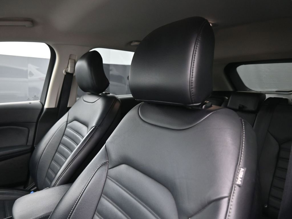 Used 2017 Ford Edge SEL w/ Equipment Group 201A AWD/4WD image 20