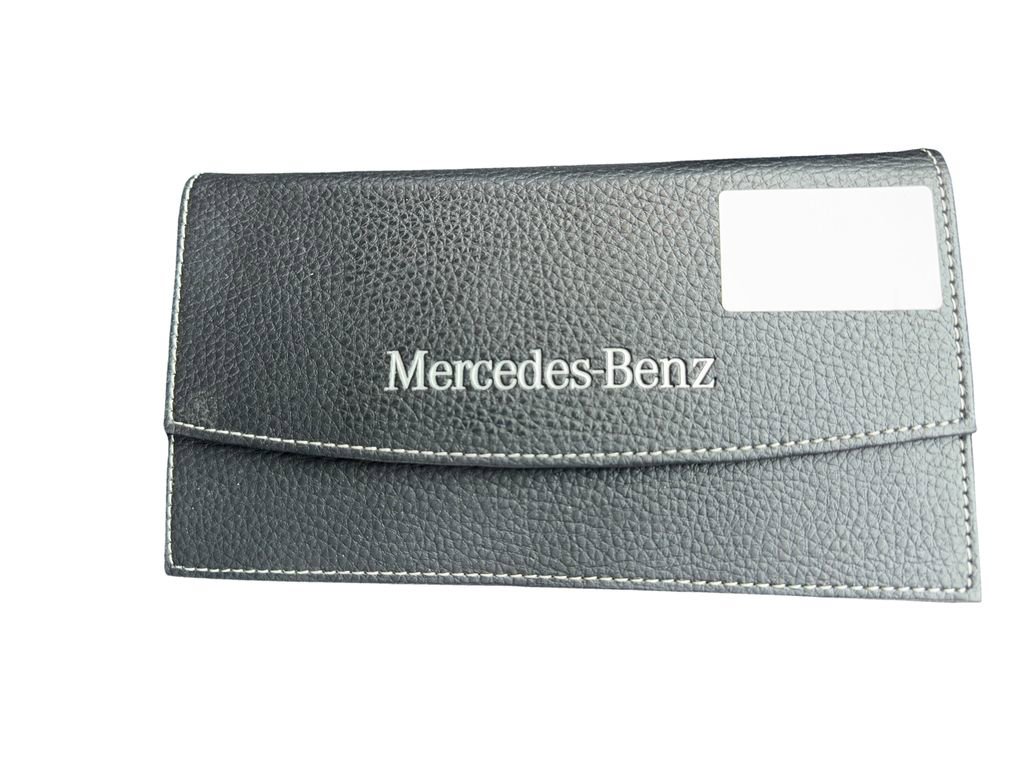 Used 2021 Mercedes-Benz GLC 300 4MATIC w/ Premium Package image 21