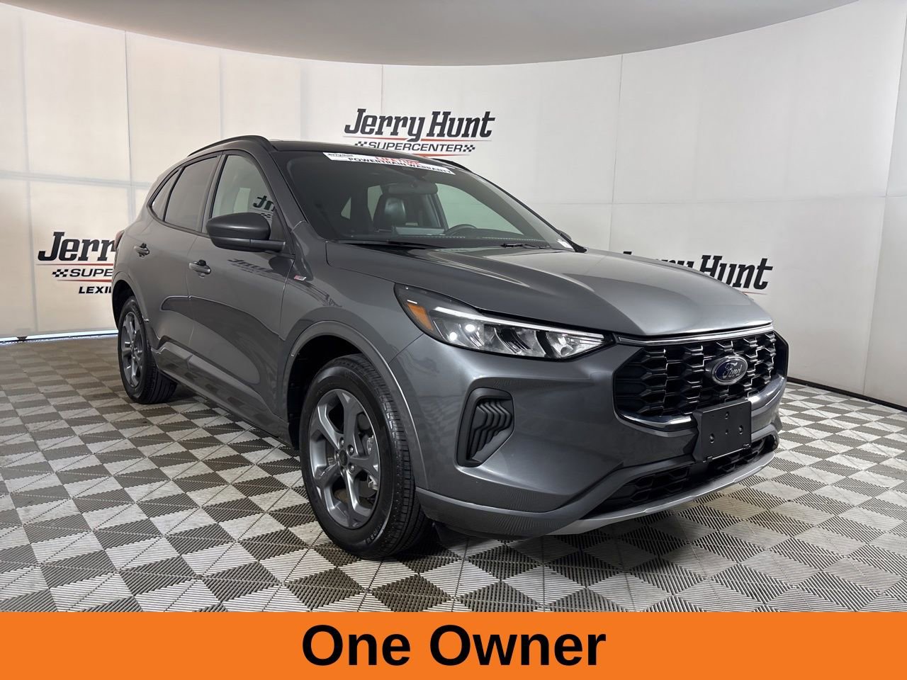 Used 2024 Ford Escape ST-Line w/ Tech Pack #1 AWD/4WD image 4