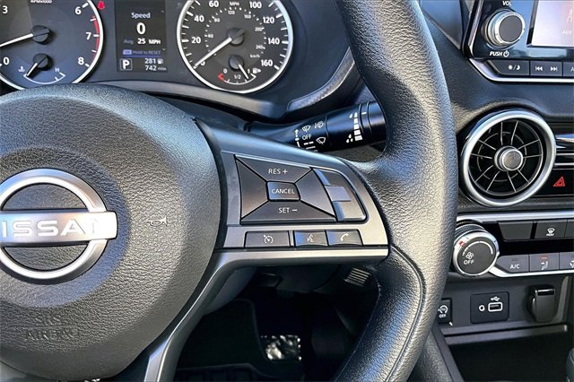 Certified 2025 Nissan Sentra S image 11