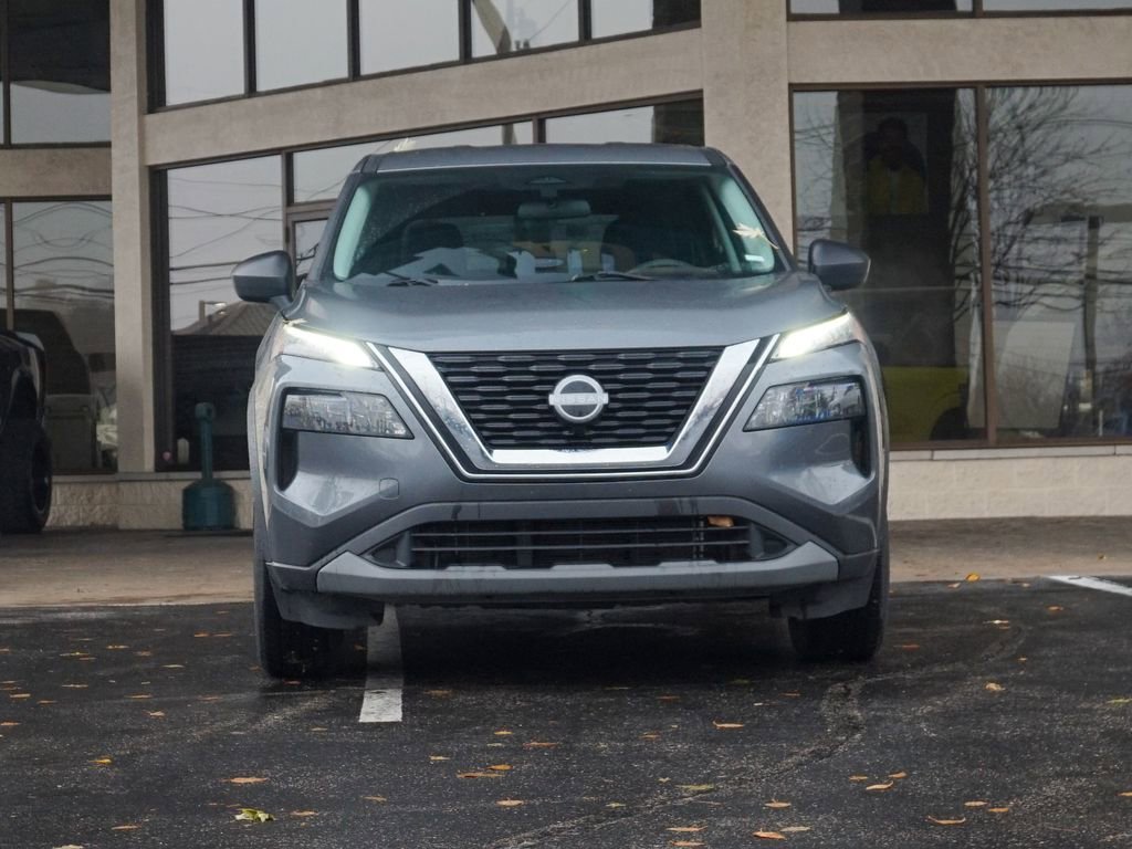Used 2023 Nissan Rogue S image 10