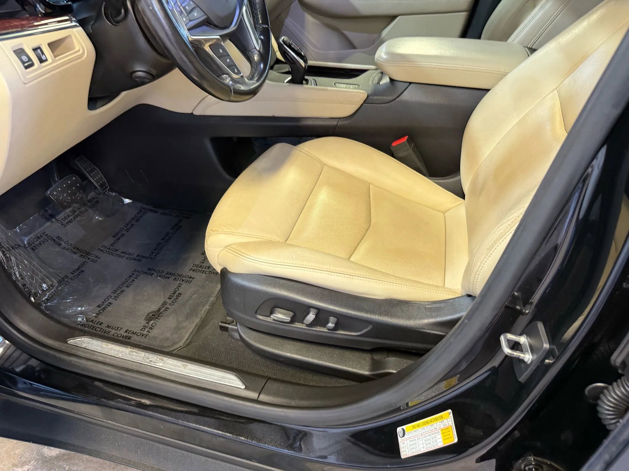 Used 2019 Cadillac XT5 Premium Luxury image 11