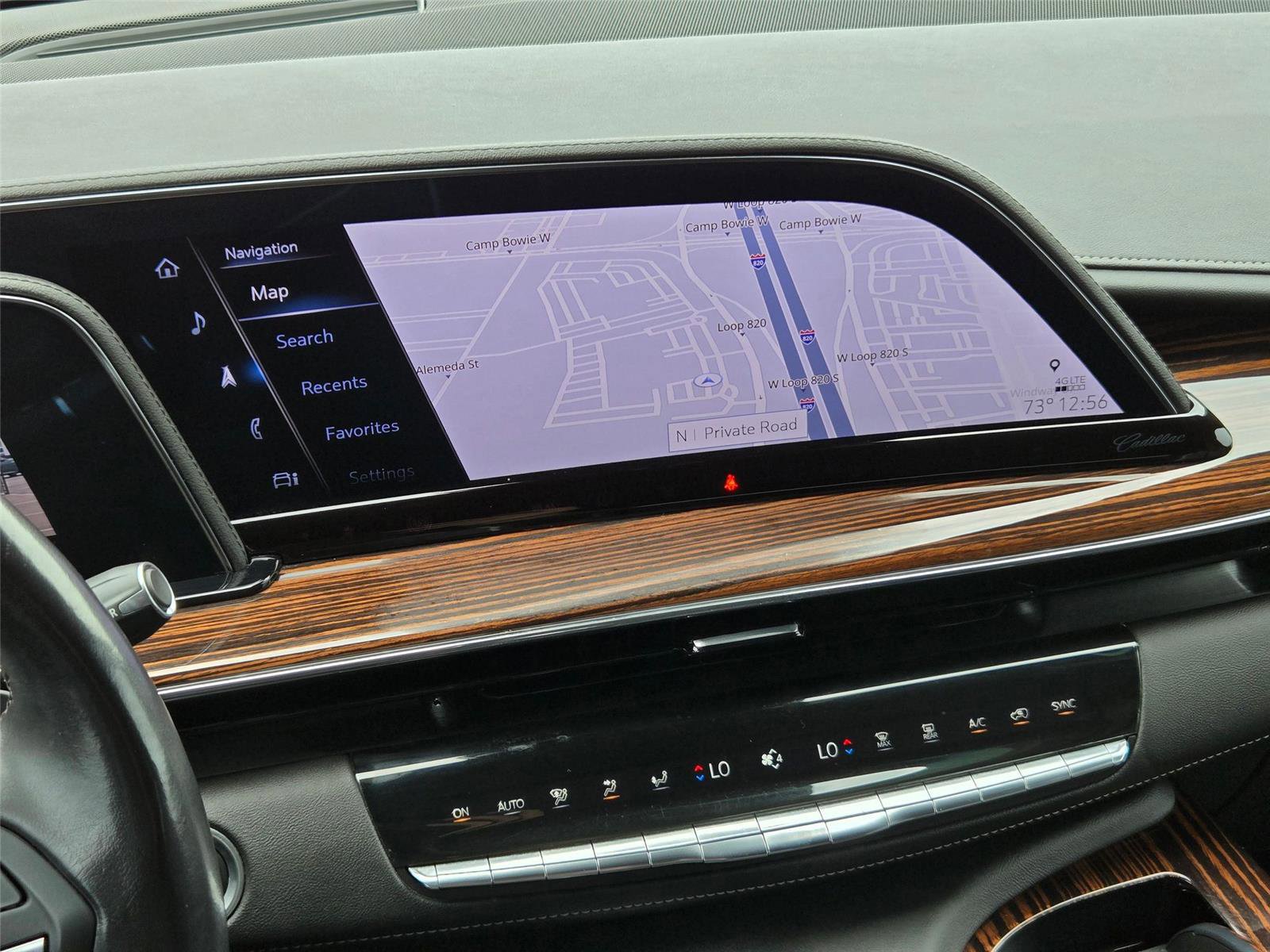 Used 2022 Cadillac Escalade Premium Luxury AWD/4WD image 18