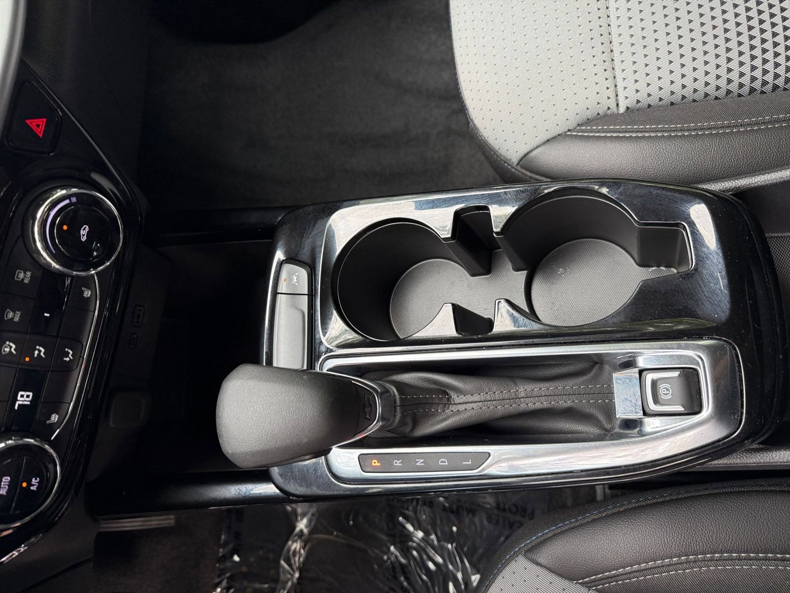 Used 2025 Chevrolet Trax LT w/ LT Convenience Package image 36