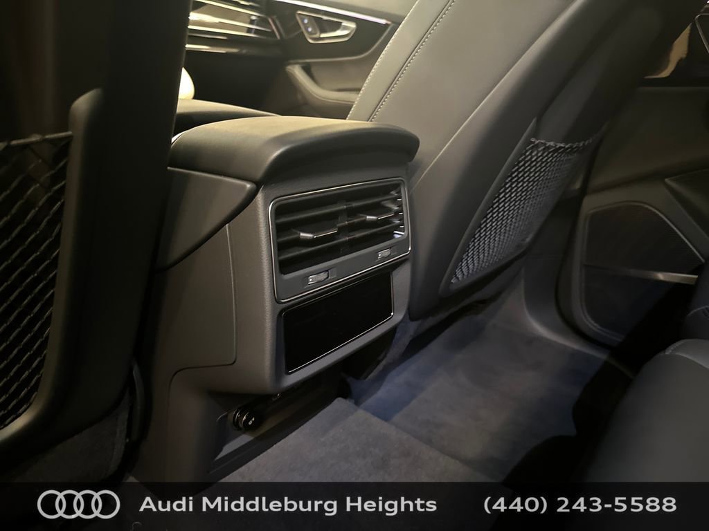 Used 2026 Audi Q7 3.0T Premium Plus image 29