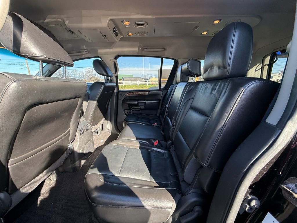 Used 2014 Nissan Armada SL image 19