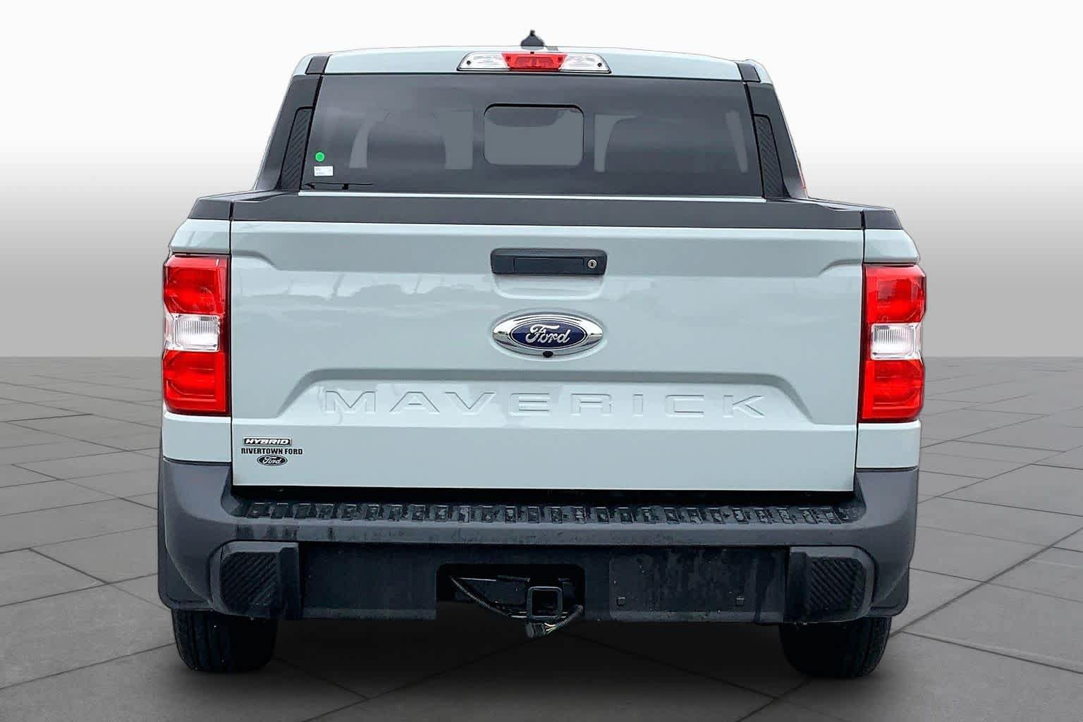 Used 2023 Ford Maverick Lariat FWD image 5