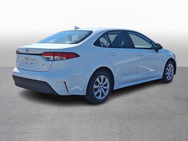 Used 2025 Toyota Corolla LE FWD image 4