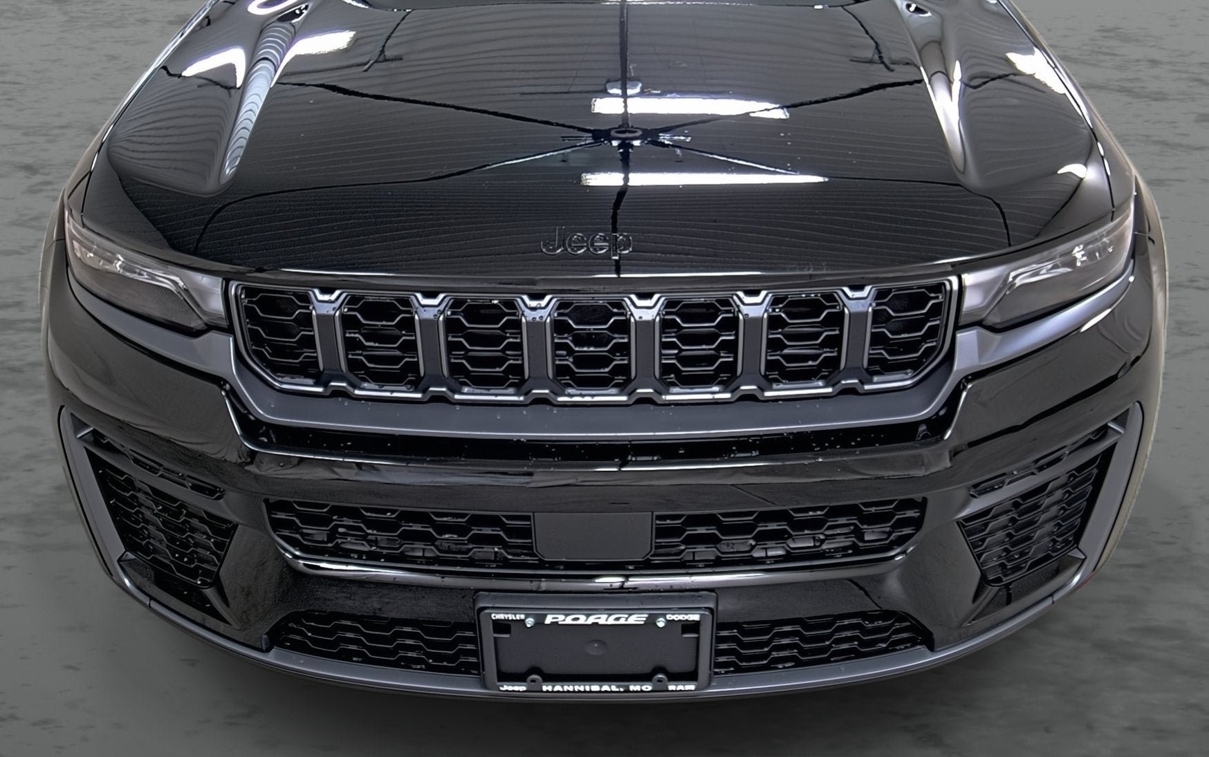 New 2027 Jeep Grand Cherokee Altitude AWD/4WD image 16