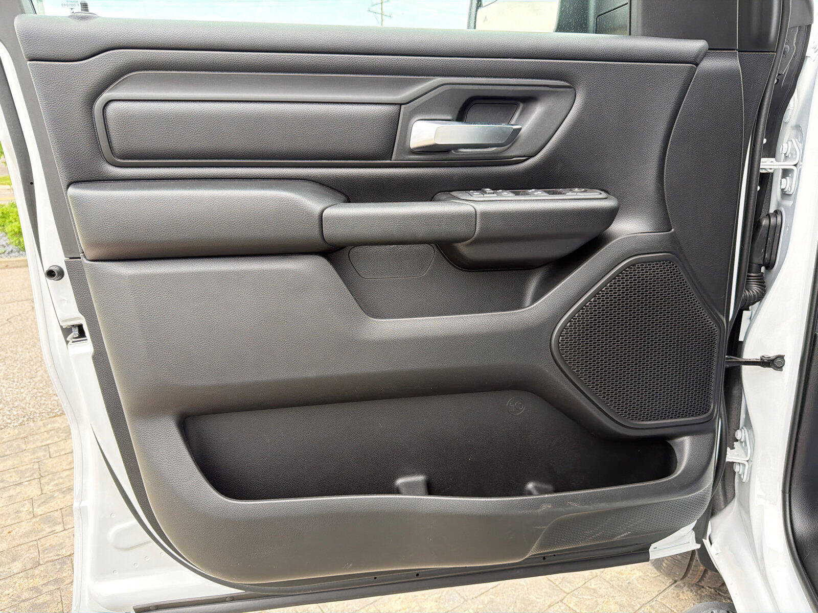 New 2026 RAM 1500 Express AWD/4WD image 11