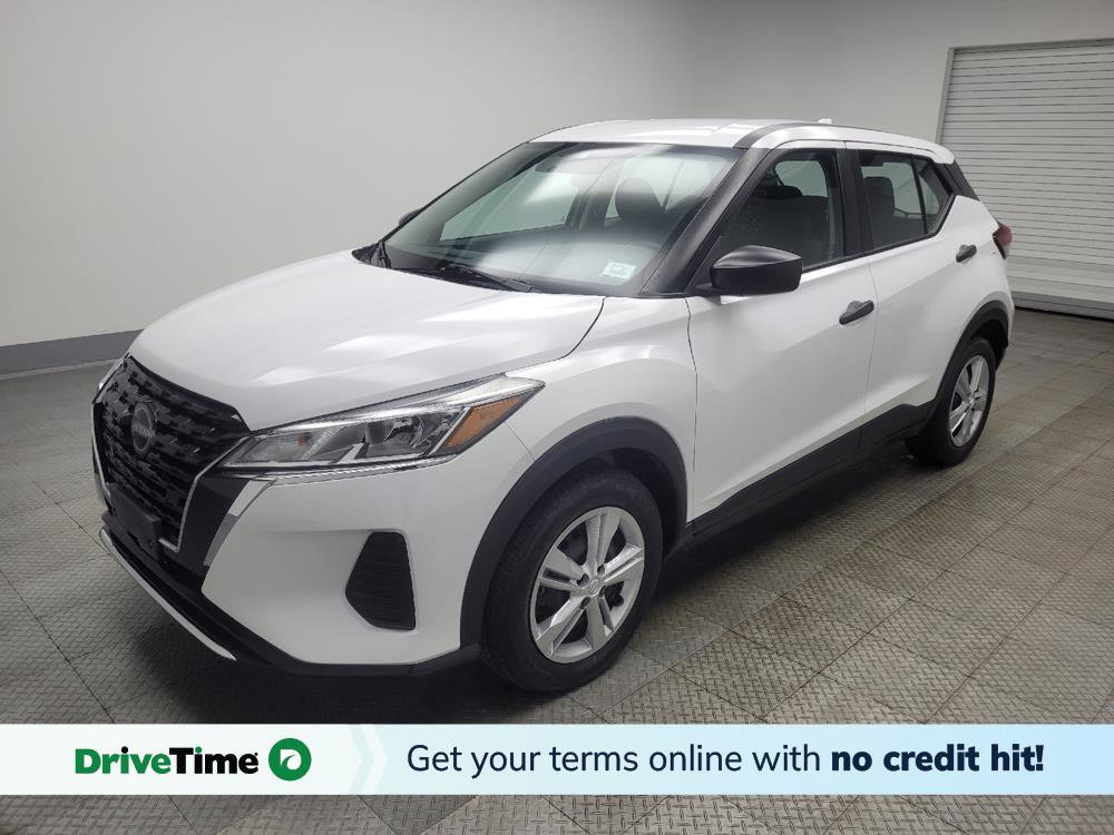 Used 2022 Nissan Kicks S image 1