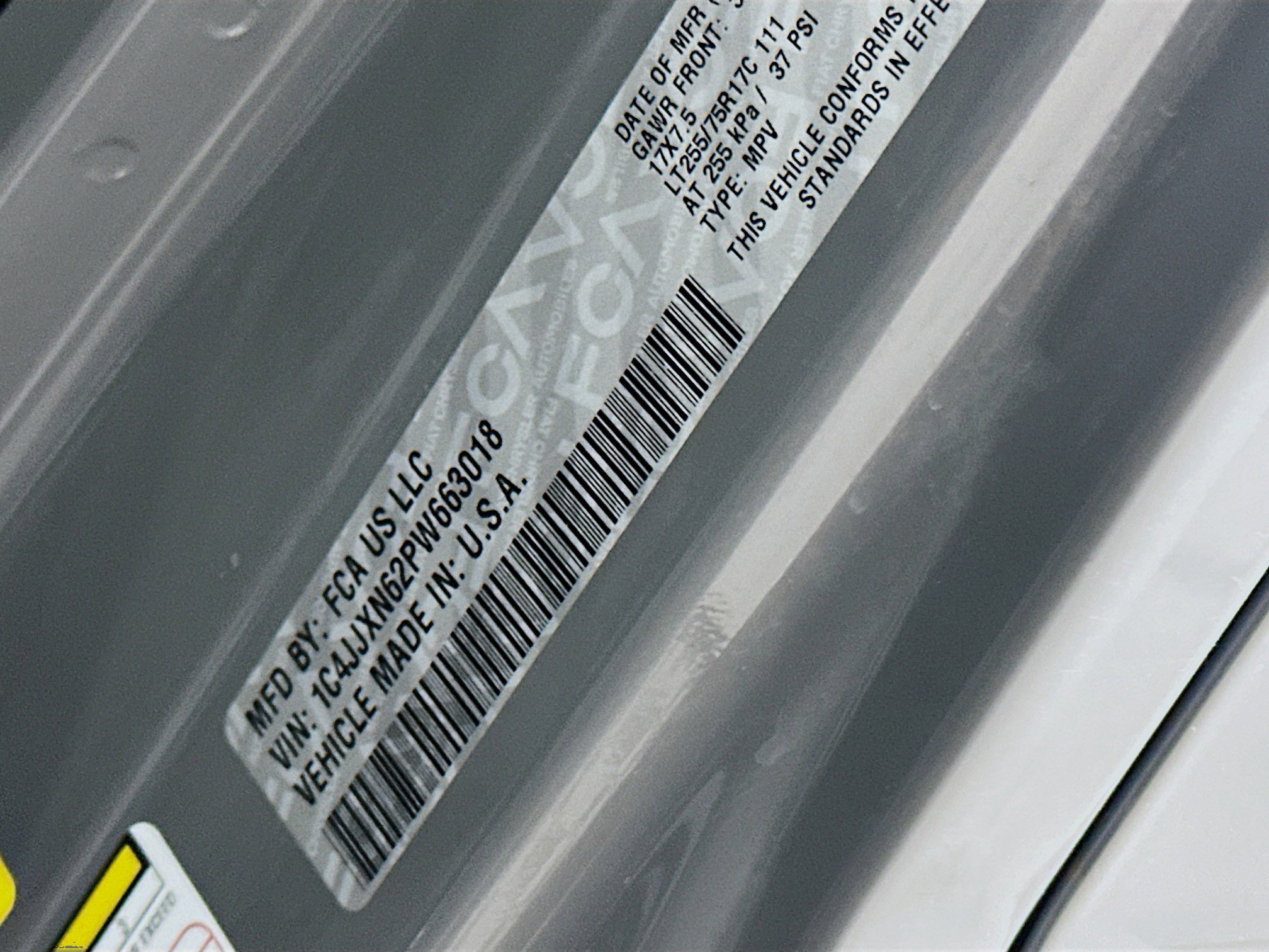 Used 2023 Jeep Wrangler Unlimited w/ Cold Weather Group image 12