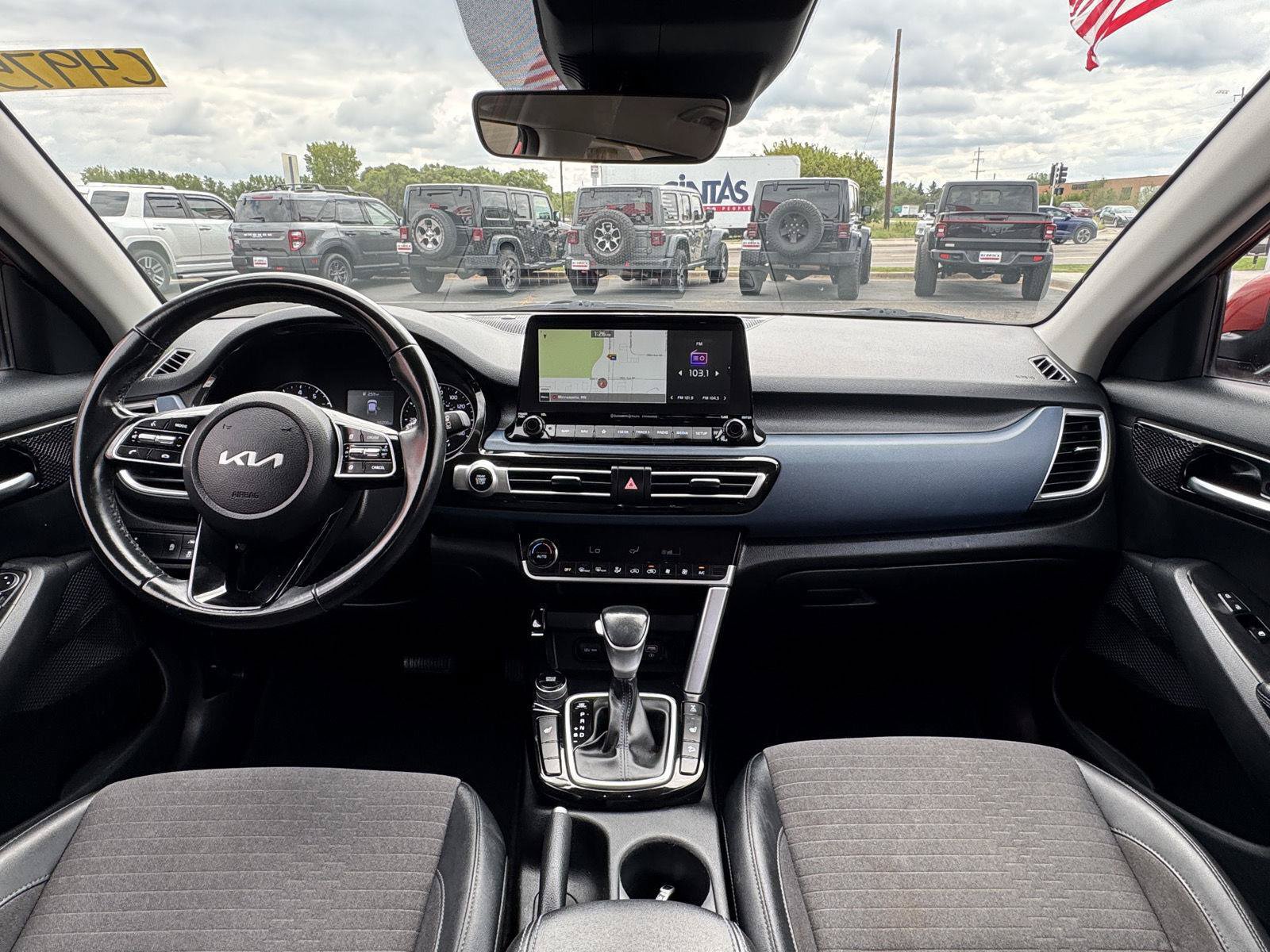 Used 2022 Kia Seltos S AWD/4WD image 25