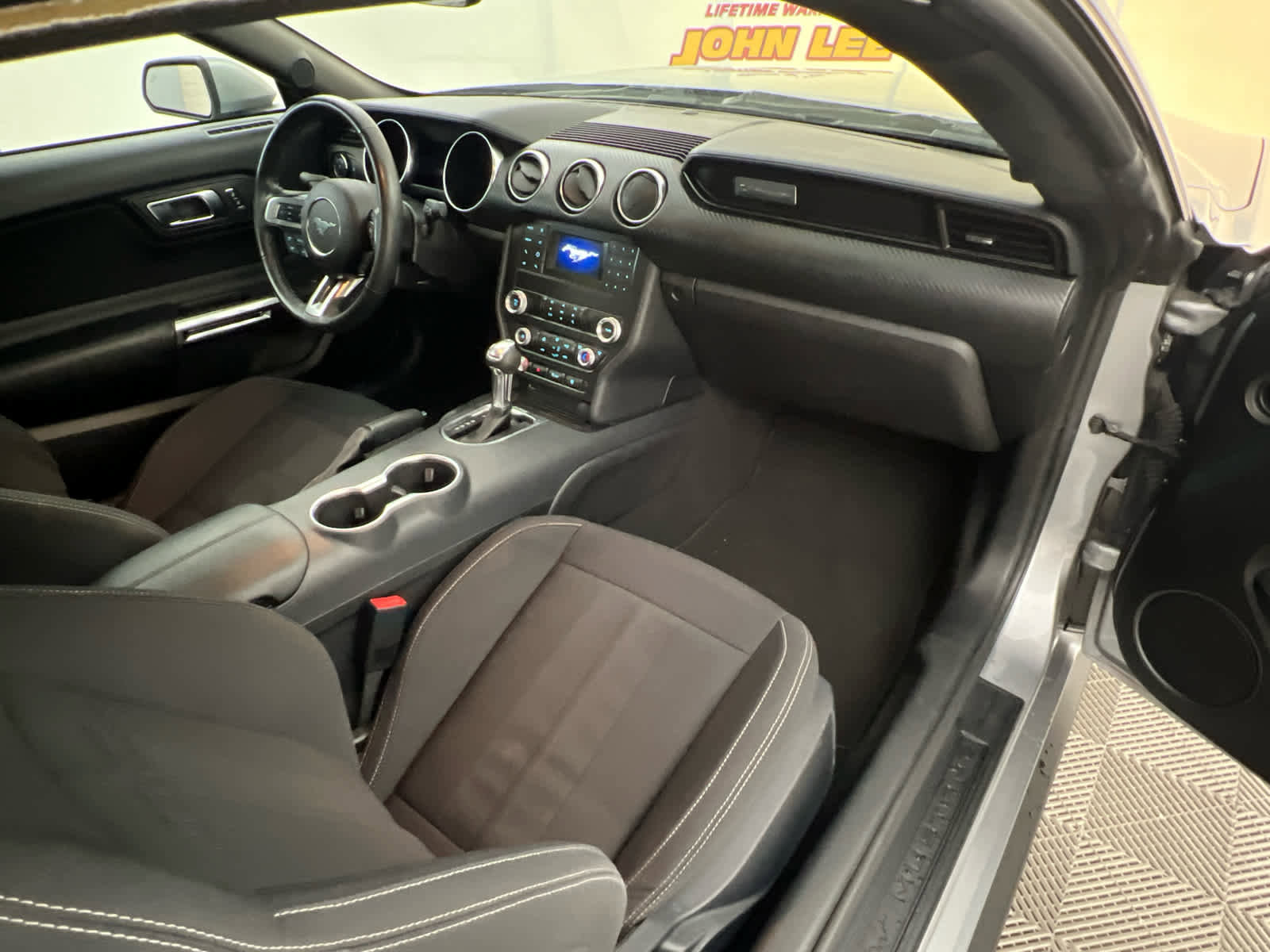 Used 2021 Ford Mustang Coupe image 20