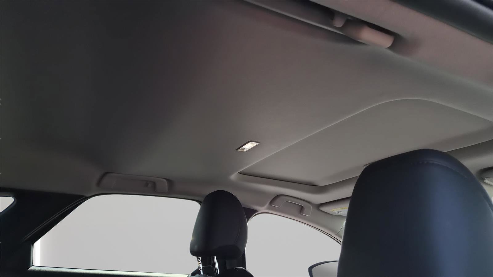 Used 2023 MAZDA CX-30 2.5 Turbo w/ Premium Package AWD/4WD image 16