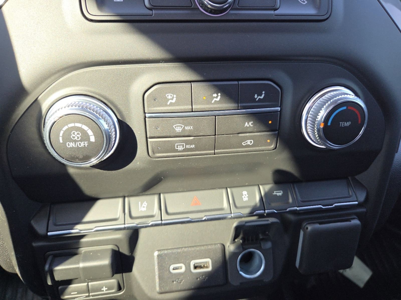 New 2026 GMC Sierra 2500 Pro w/ Convenience Package image 35