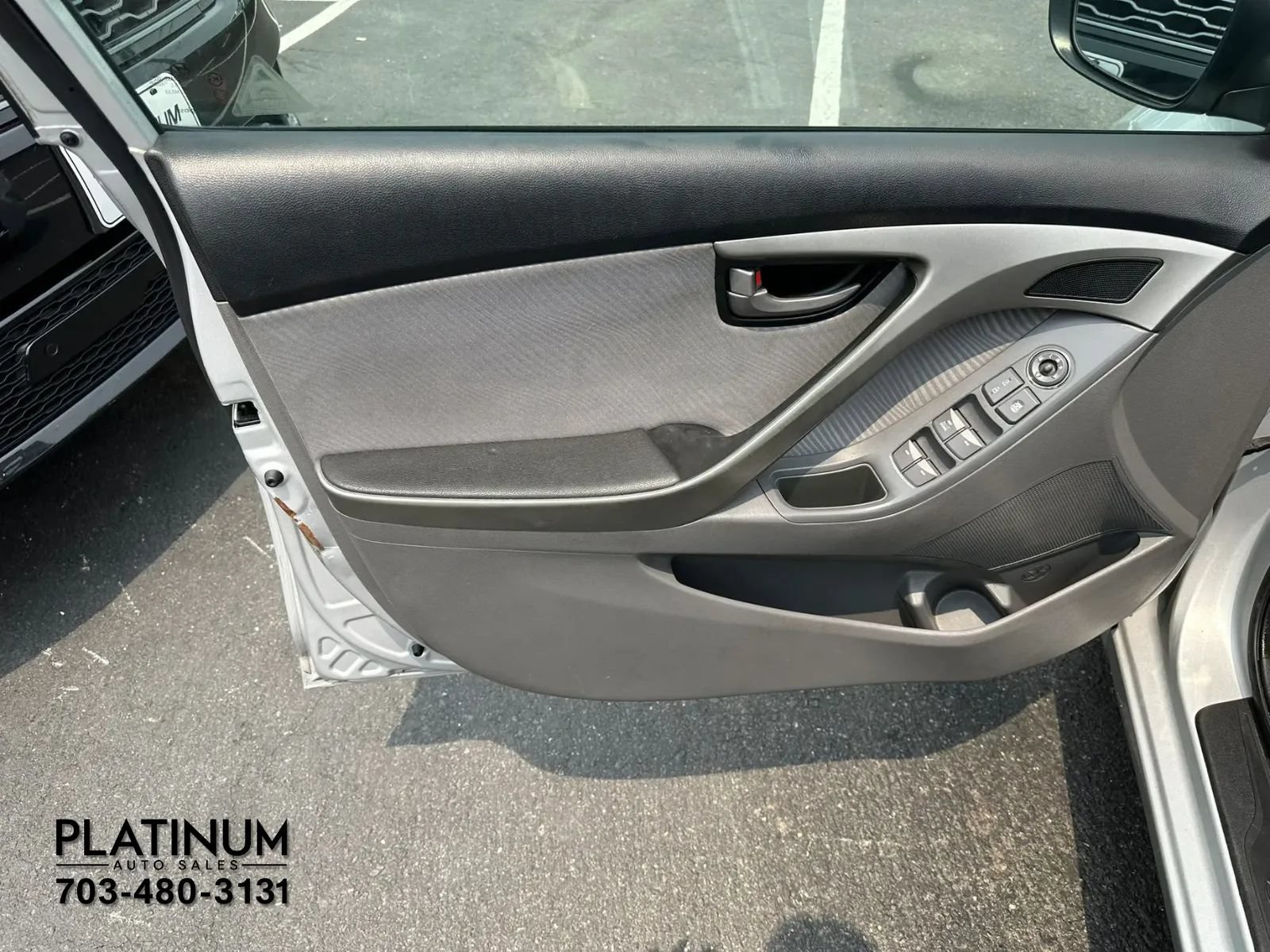 Used 2012 Hyundai Elantra GLS w/ Preferred Pkg 3 FWD image 15