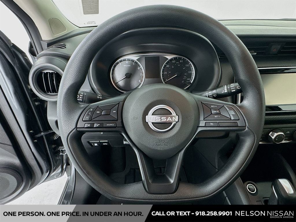 Certified 2025 Nissan Kicks Play S FWD image 11