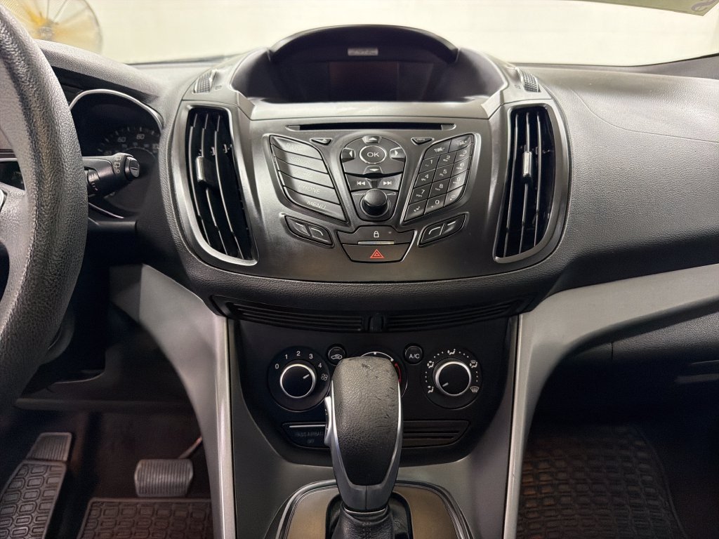 Used 2016 Ford Escape SE FWD image 21