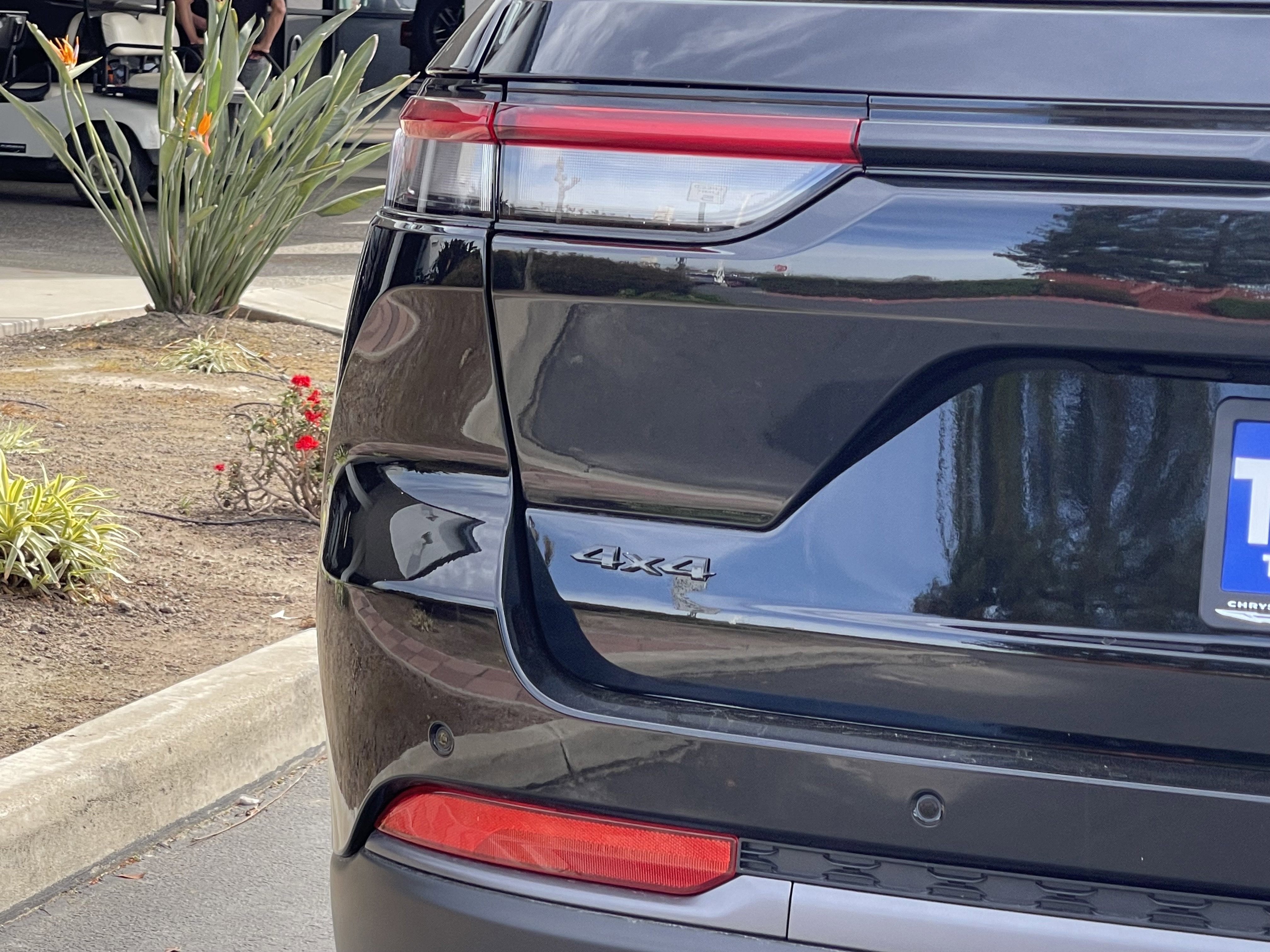 New 2026 Jeep Grand Cherokee Altitude AWD/4WD image 7