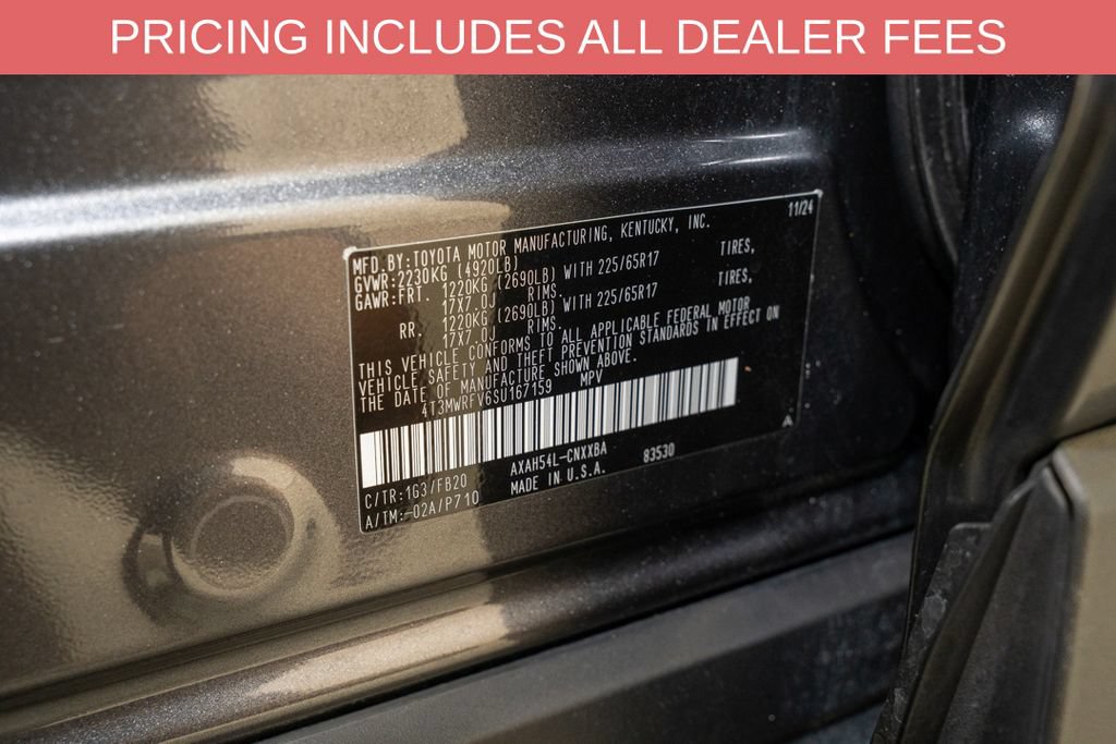 Used 2025 Toyota RAV4 LE AWD/4WD image 18