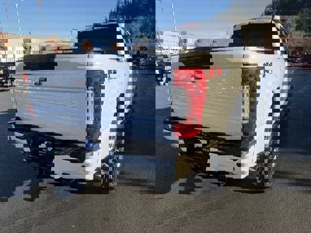 Used 2019 Ford F250 Lariat w/ Lariat Ultimate Package image 2