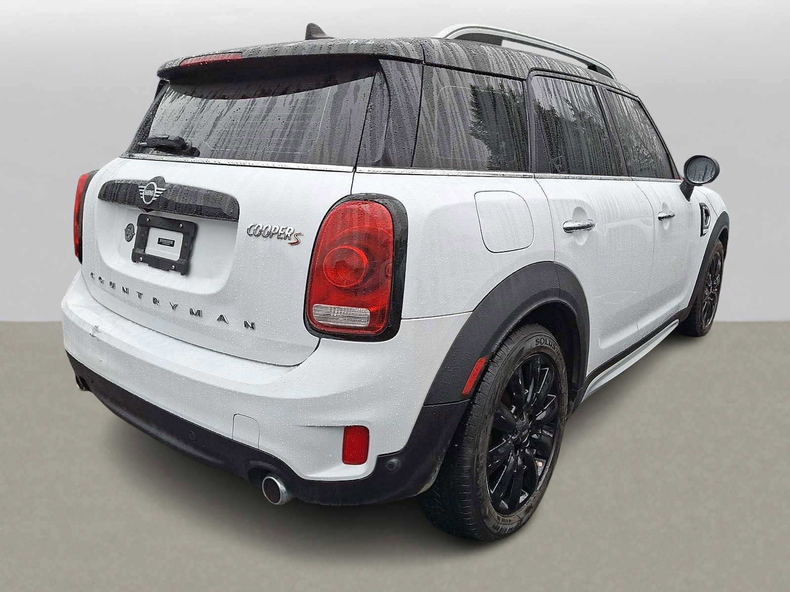 Used 2019 MINI Cooper Countryman S w/ Premium Package image 3