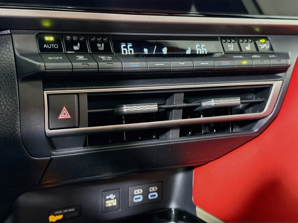 Certified 2025 Toyota Camry XSE w/ Premium Plus Package AWD/4WD image 8