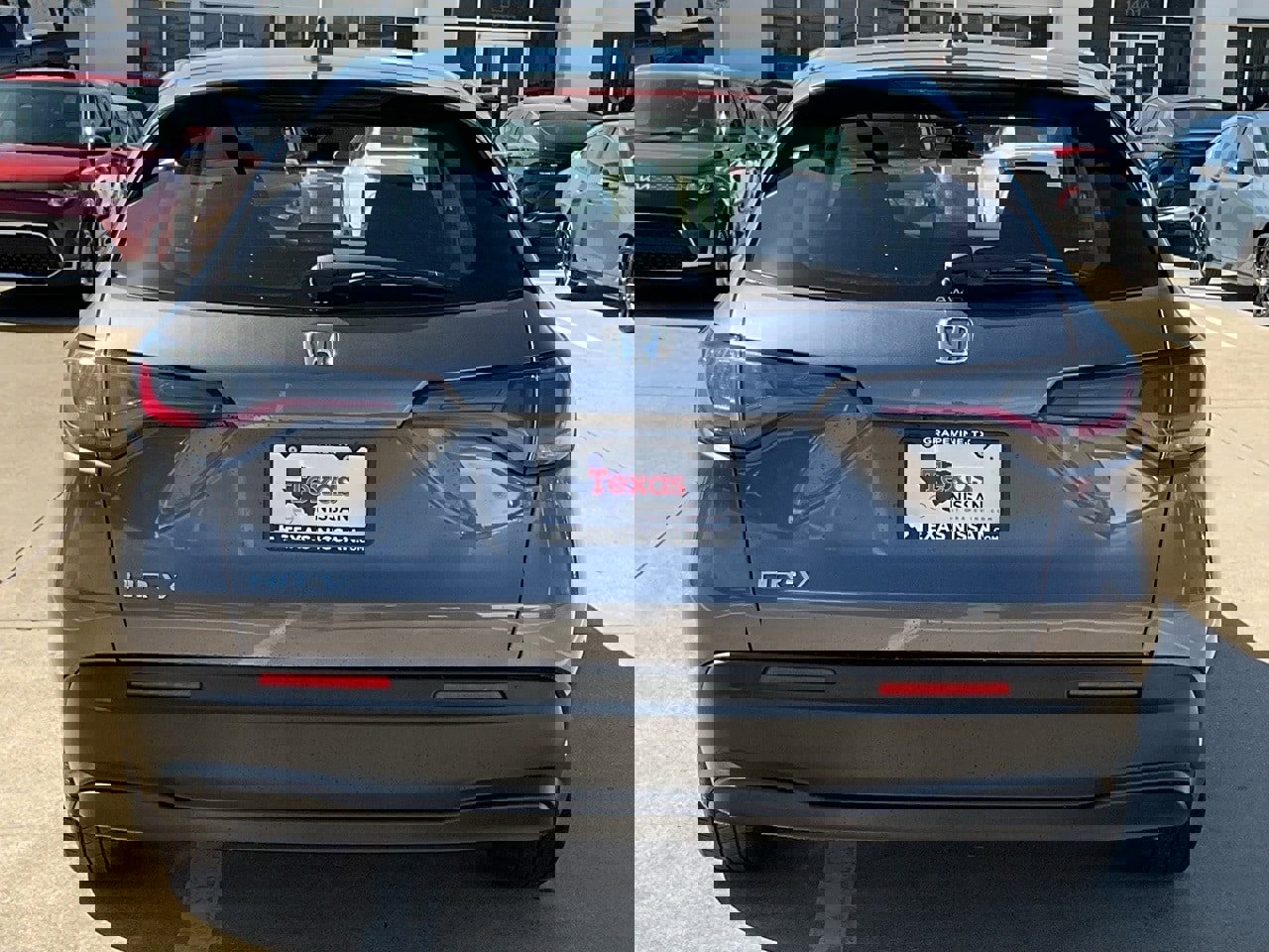 Used 2025 Honda HR-V LX image 6