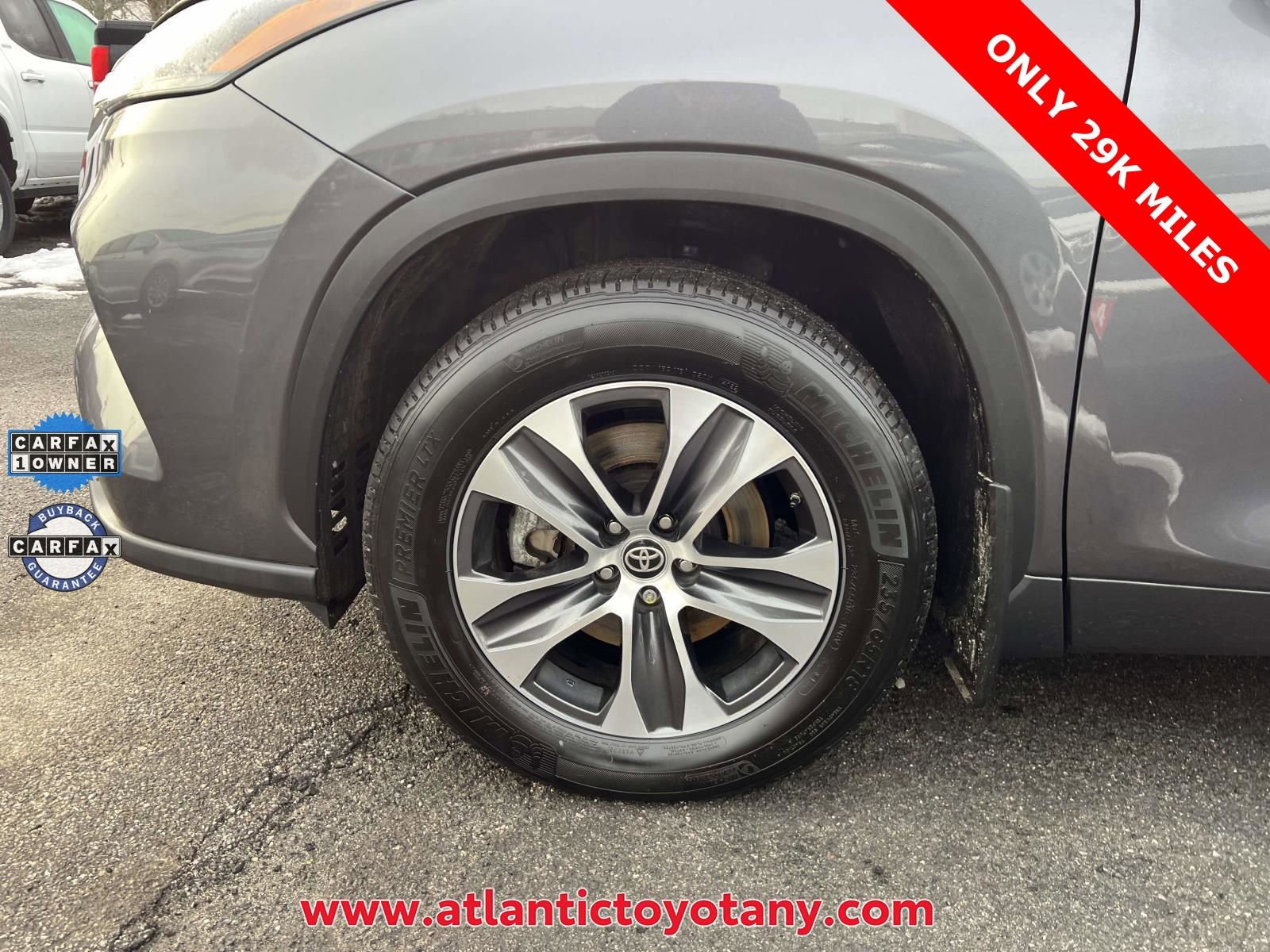 Used 2023 Toyota Highlander XLE image 13