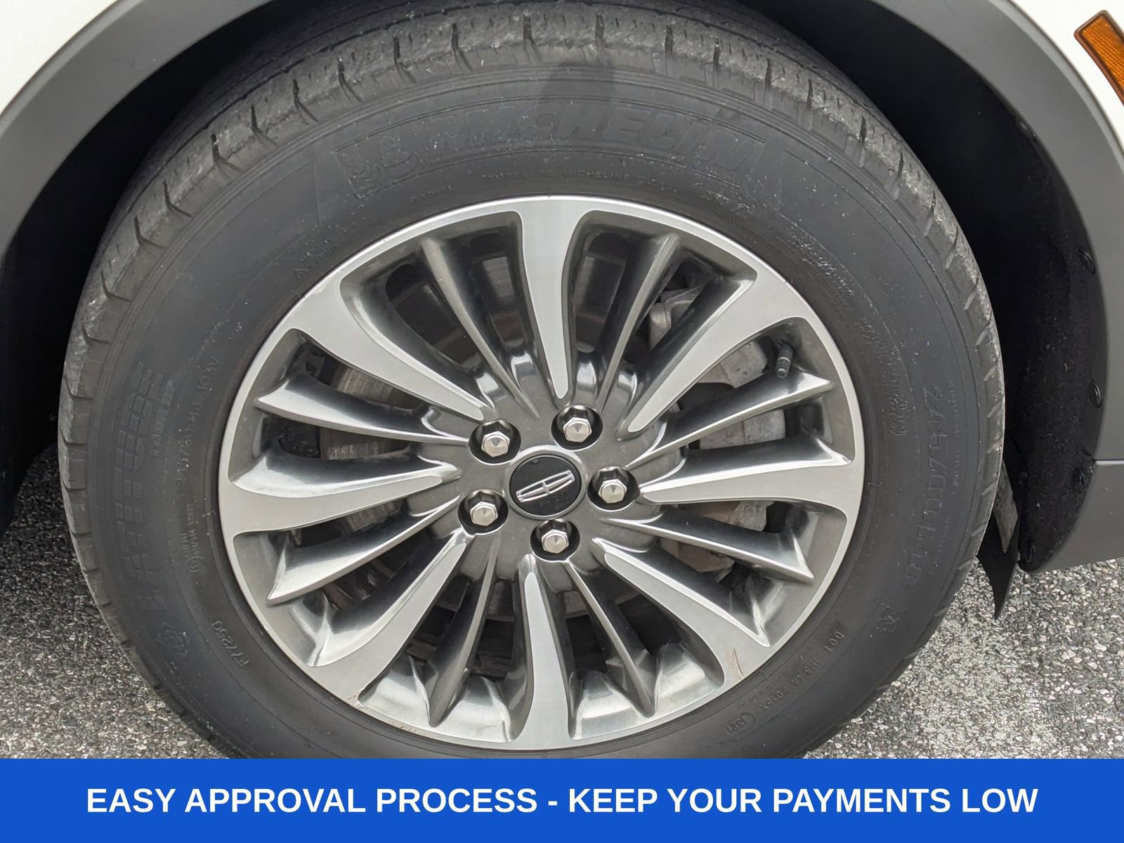 Used 2022 Lincoln Nautilus Reserve image 13