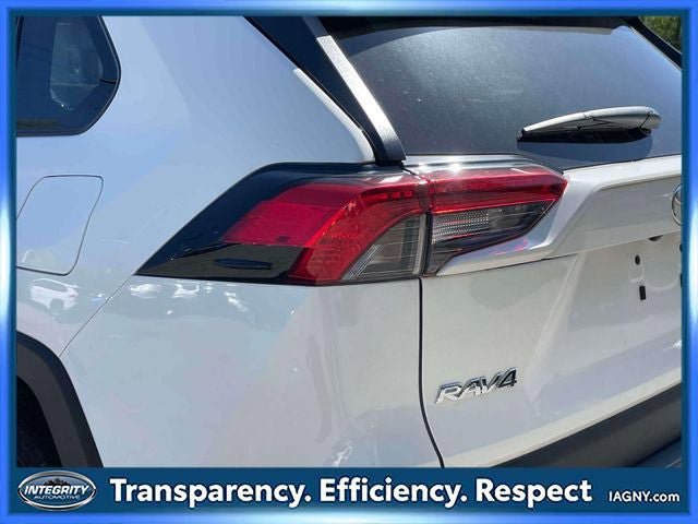Certified 2025 Toyota RAV4 LE AWD/4WD image 11