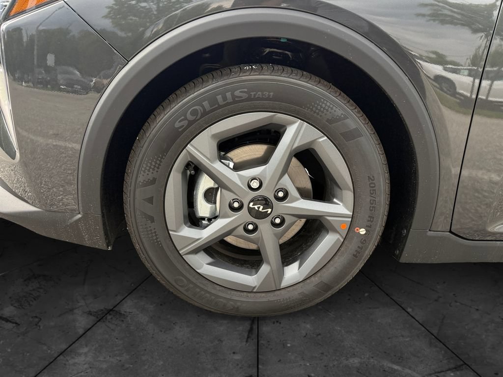 New 2026 Kia K4 FWD image 14