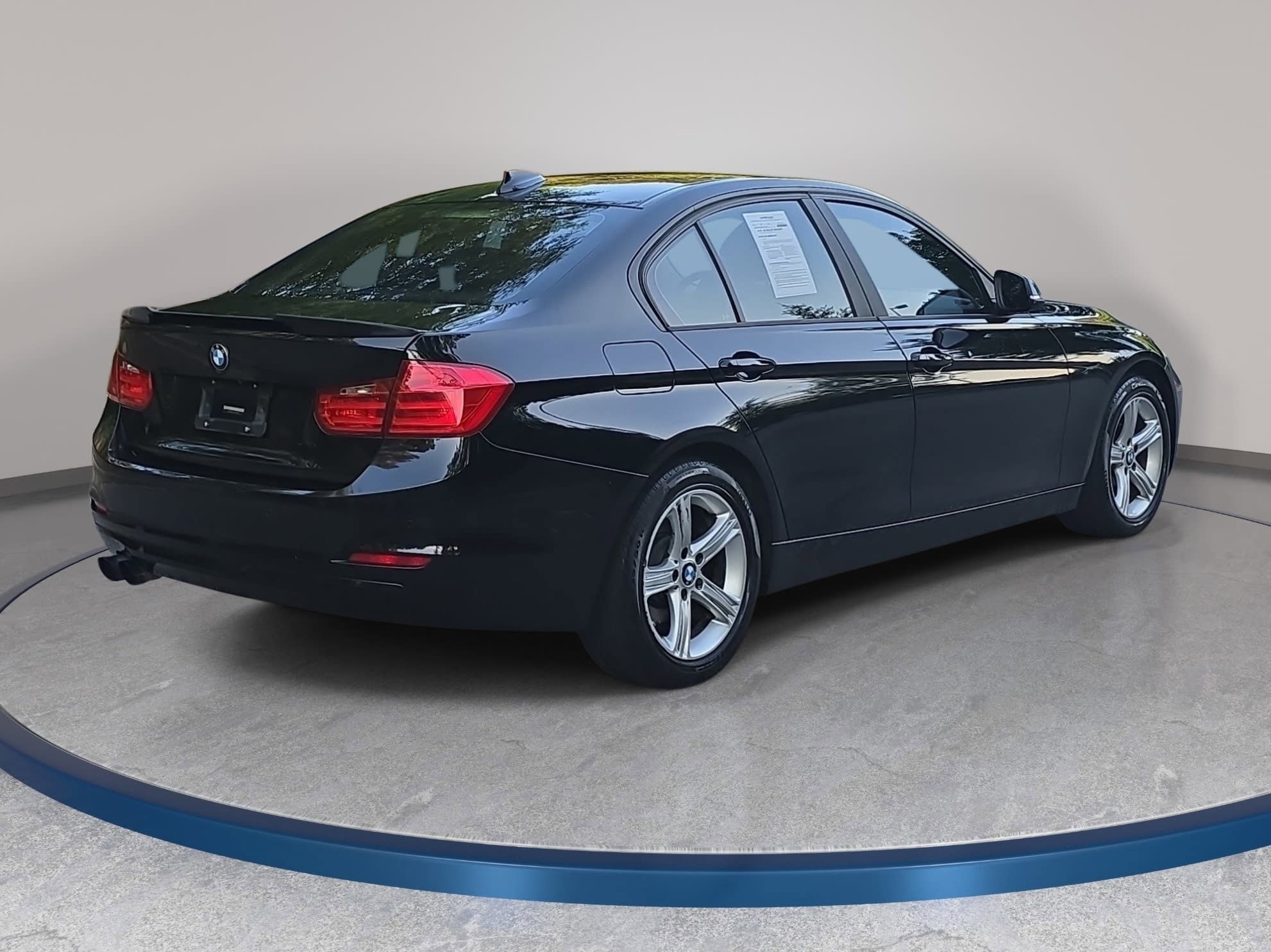 Used 2015 BMW 328i xDrive Sedan AWD/4WD image 5