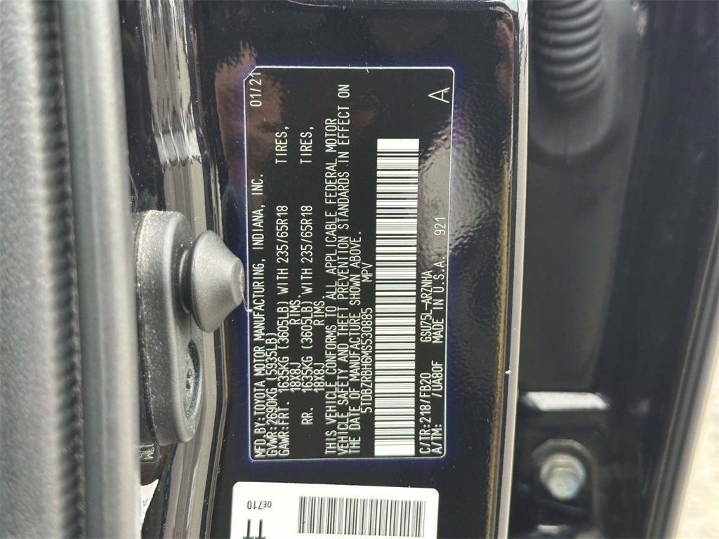 Certified 2021 Toyota Highlander LE image 26
