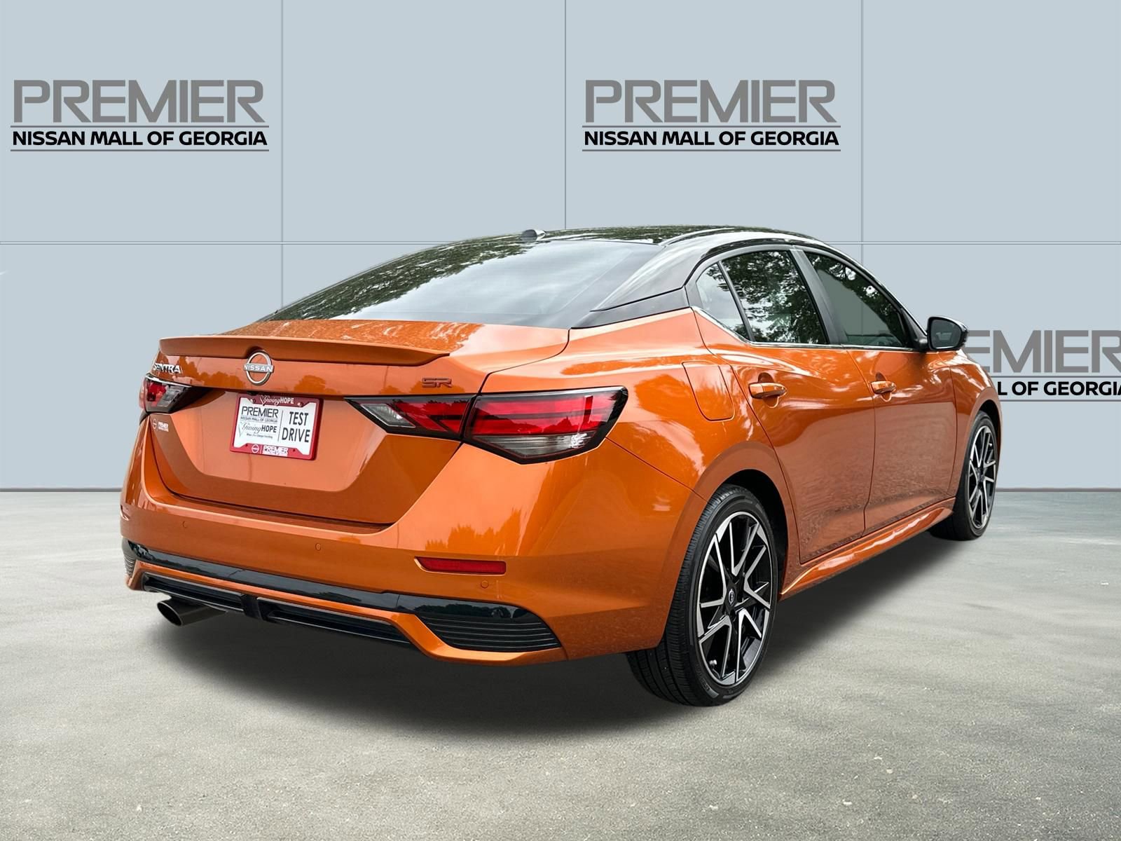Certified 2025 Nissan Sentra SR w/ SR Premium Package FWD image 4