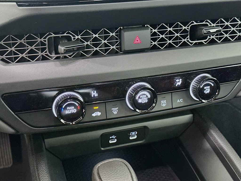 Certified 2025 Honda Accord LX image 14