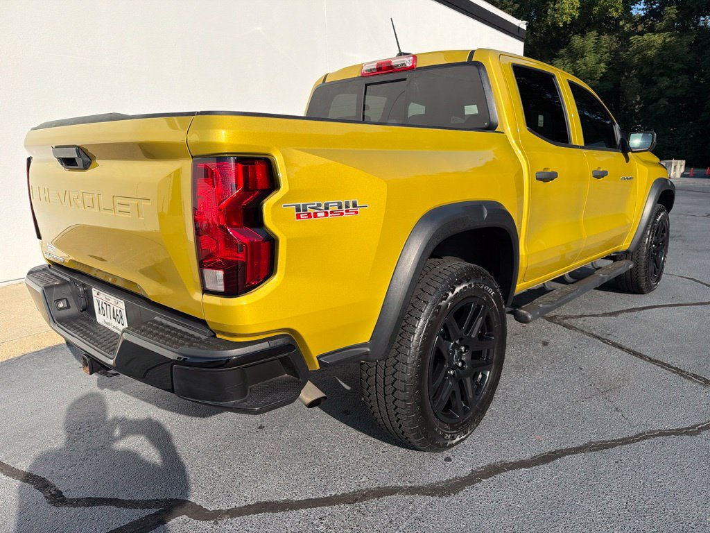 Used 2024 Chevrolet Colorado Trail Boss AWD/4WD image 9